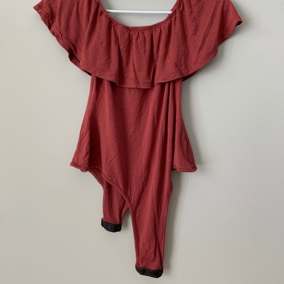 Off the shoulder bodysuit - Picture 4 of 4